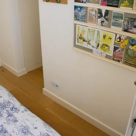 Avec Salle De Bain Privee Et Balcon Vegetal A Lisbonne Amoreiras Bed & Breakfast