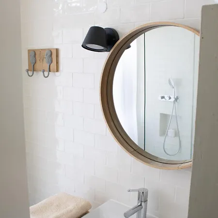 Avec Salle De Bain Privee Et Balcon Vegetal A Lisbonne Amoreiras * Lisbon