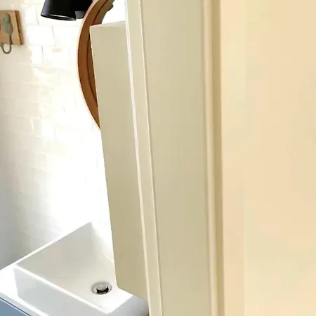 Avec Salle De Bain Privee Et Balcon Vegetal A Lisbonne Amoreiras Bed & Breakfast Lisbon
