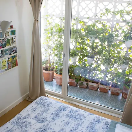 Votre Avec Salle De Bain Privee Et Balcon Vegetal A Lisbonne Amoreiras - Your With Private Bathroom And Balcony In Amoreiras 3*