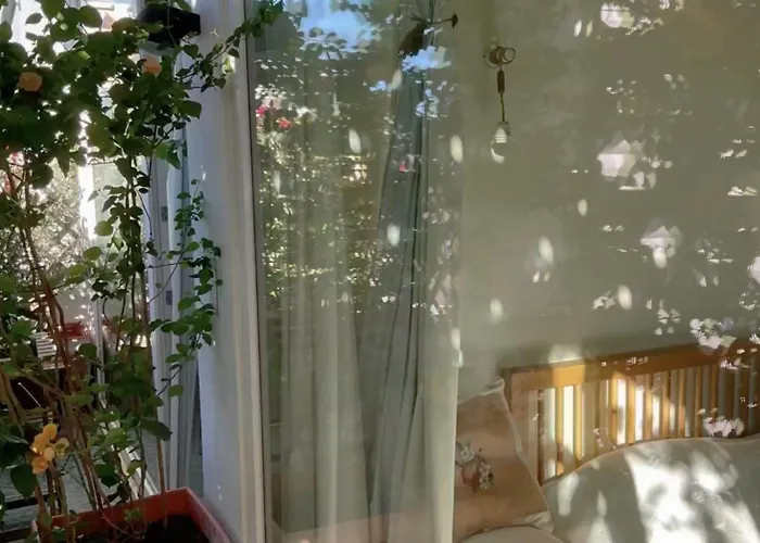 Couette-café Votre Avec Salle De Bain Privée Et Balcon Végétal à Lisbonne Amoreiras - Your With Private Bathroom&balcony In Amoreiras 3*