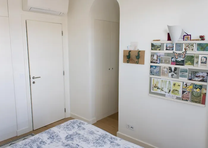 Votre Avec Salle De Bain Privee Et Balcon Vegetal A Lisbonne Amoreiras - Your With Private Bathroom And Balcony In Amoreiras Lisboa